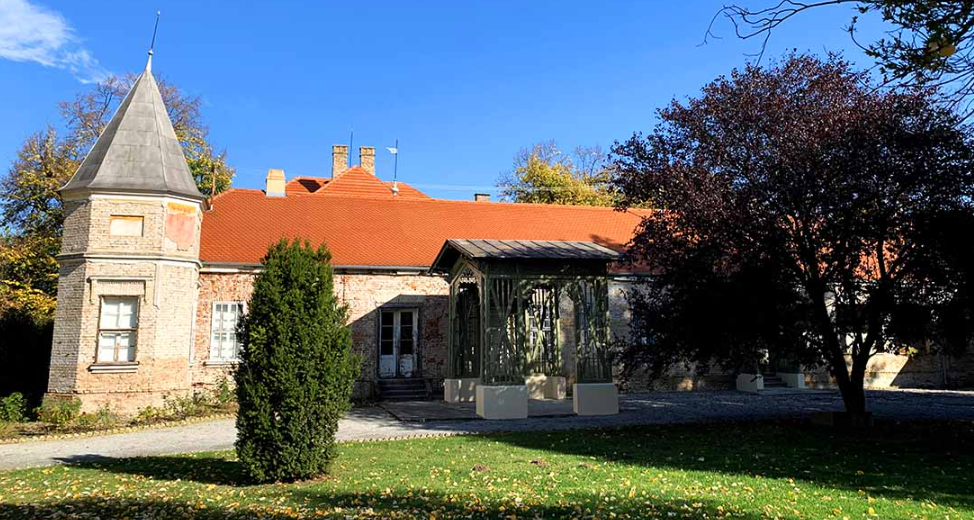 Adamović-Cseh Castle, Croatia